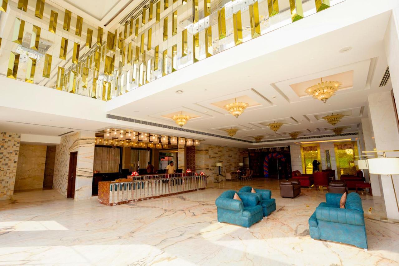Kay-Em Spectra Hotel Chennai Exteriör bild